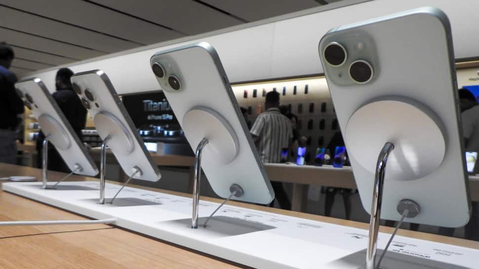 Mobile Production Surges By 146% To Rs 5.25 Lakh Crore In 4 Fiscals: Piyush Goyal | Technology News