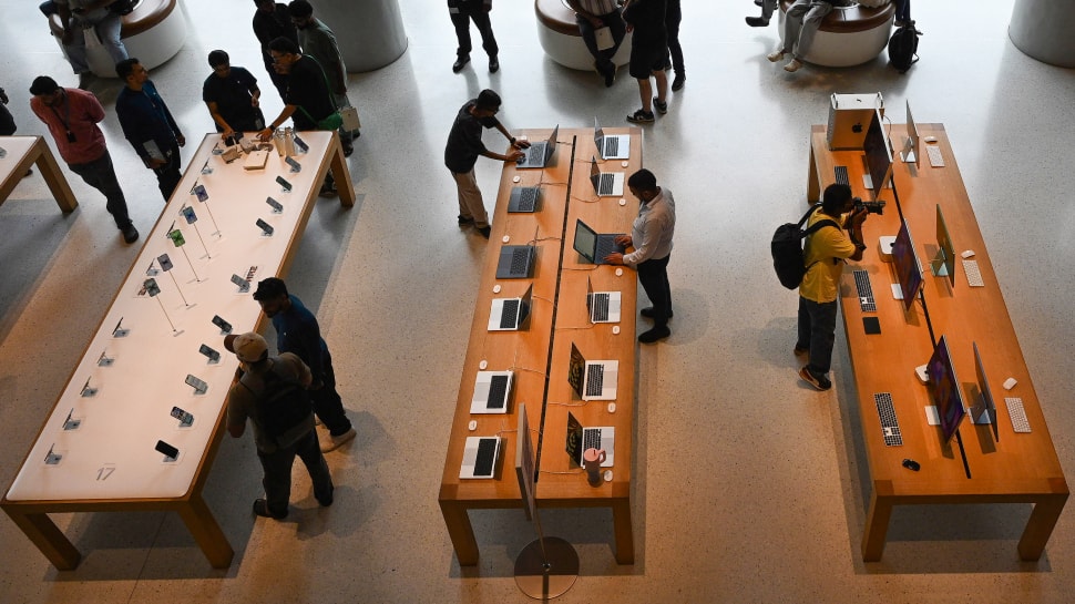 India’s Smartphone Market Grows 3% Year In July-Sep, Apple Posts Record Shipments | Technology News