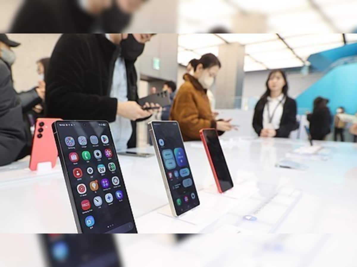 India’s Smartphone Shipments Up 5% In July-Sept; Apple Breaks Into Top 5