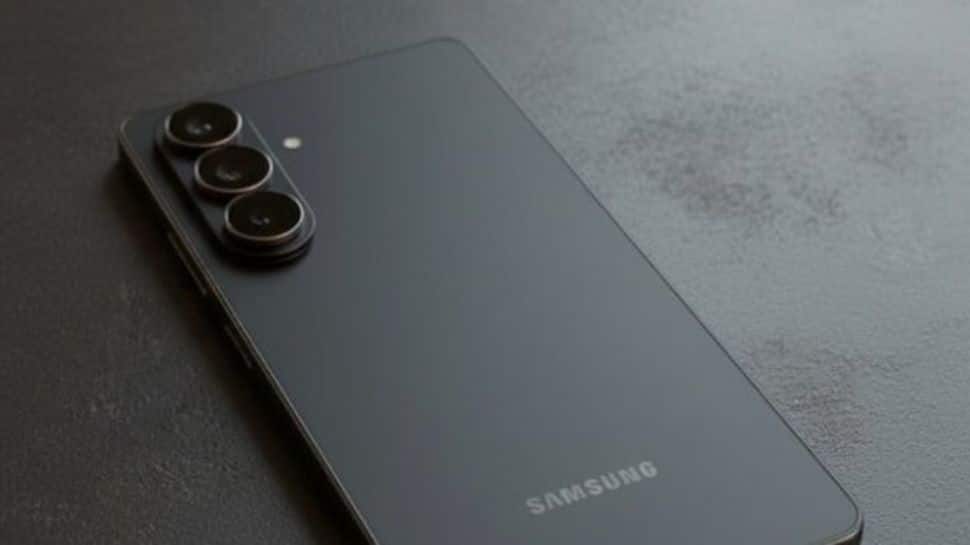 Samsung Galaxy S26 Series Launch Leaks: Could Debut With Exynos 2600 Chipset; Check Expected Camera, Battery, Price And Other Specs | Technology News