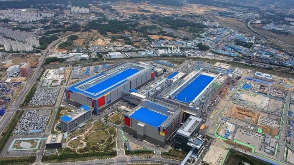 Samsung Reports $13.8 Billion Operating Profit In Oct-Dec Quarter | Technology News